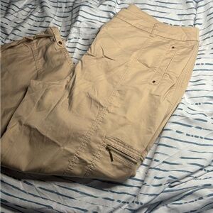 Chico's woman’s stretch, Beige Cargo Pants